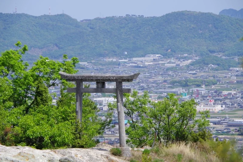 嶽山（だけやま）